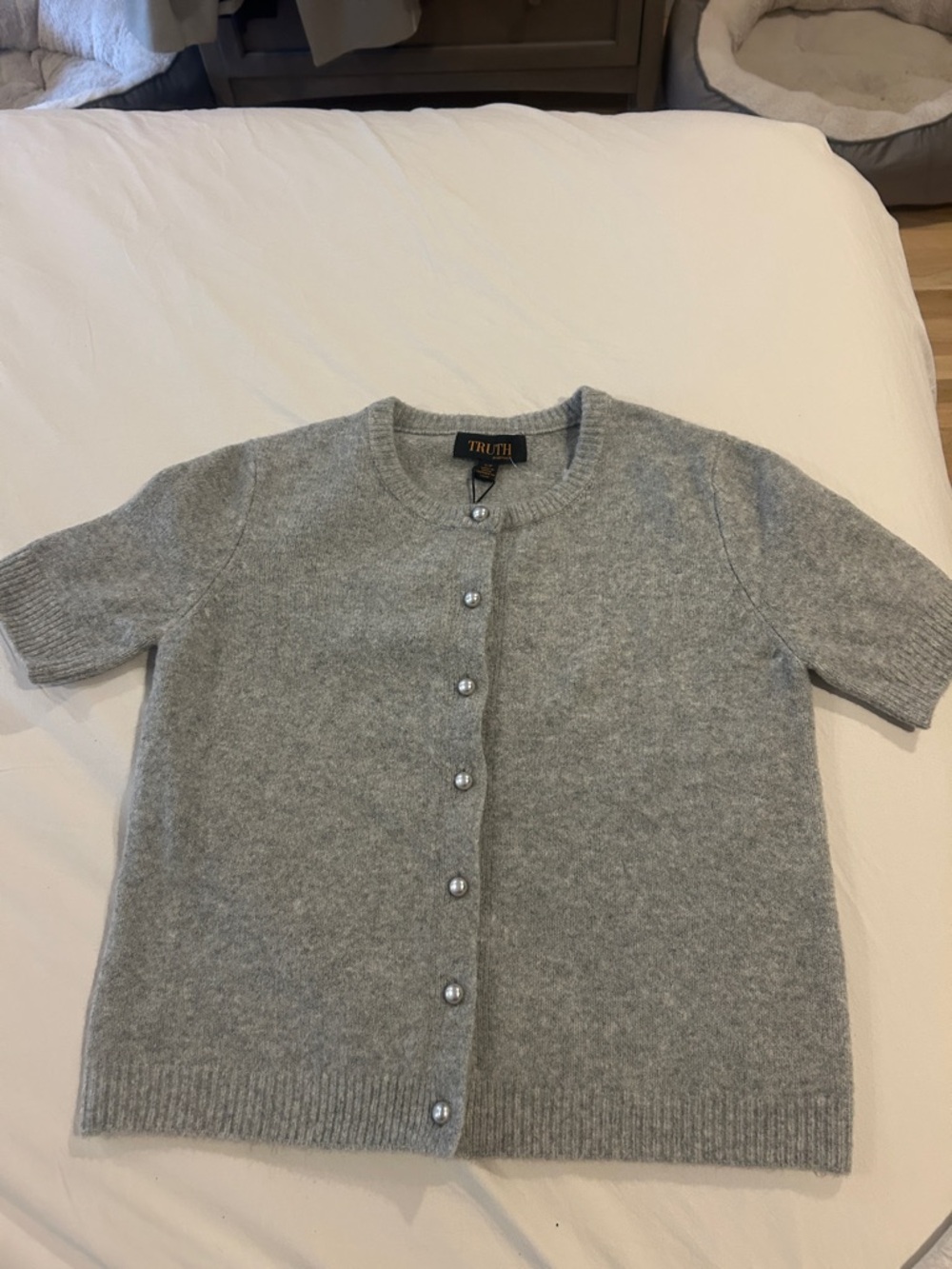Truth Light Gray Short-Sleeve Button Cardigan size small